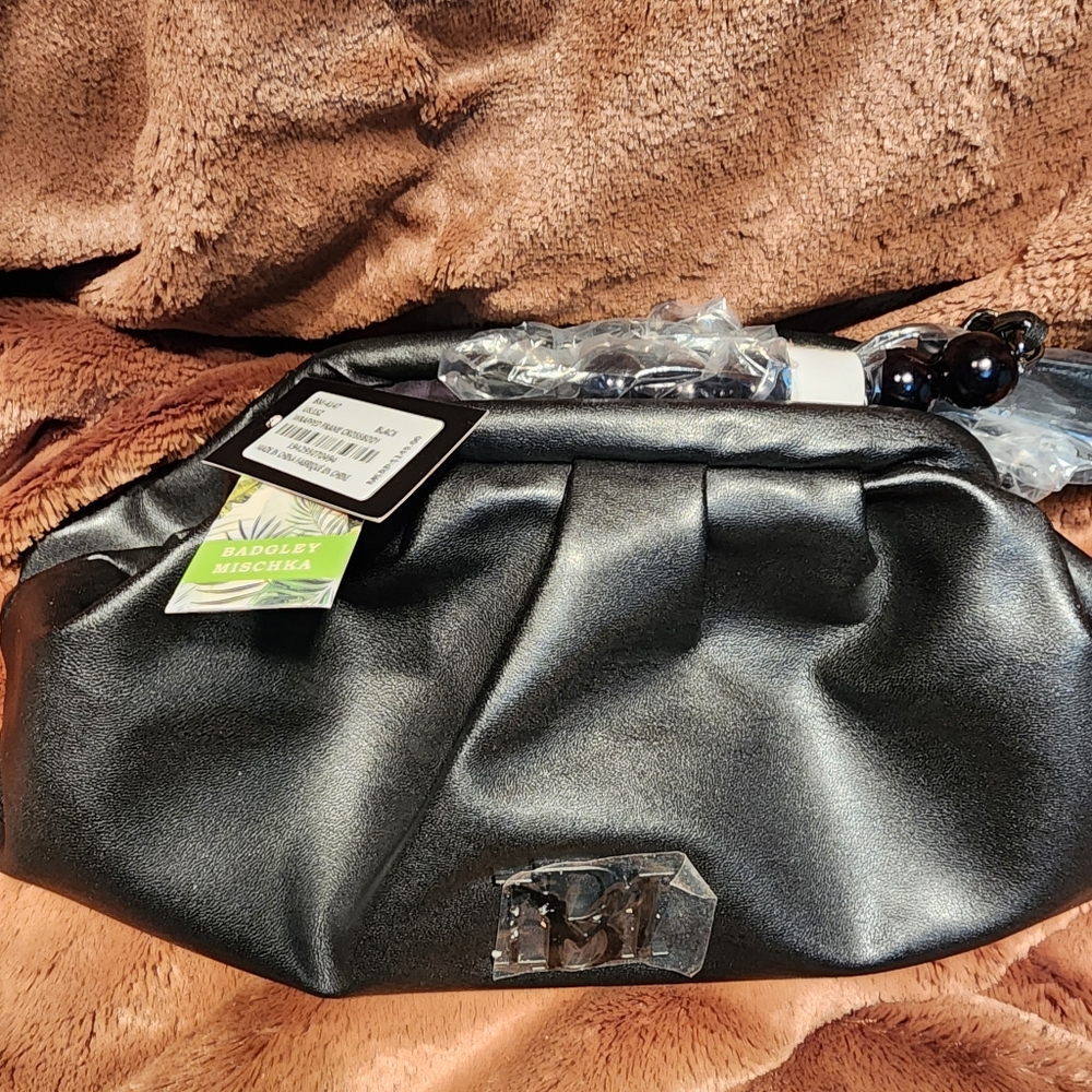 Badgley Mischka Black Clutch with Ruched Design 113